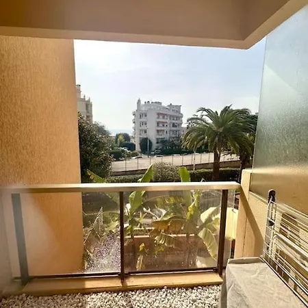 Aime Marin - - Belle Avec Terrasse Et Piscine *