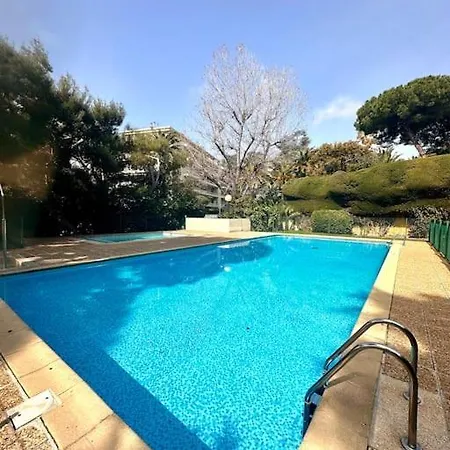 Aime Marin - - Belle Avec Terrasse Et Piscine *