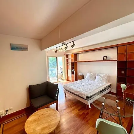 Aime Marin - - Belle Avec Terrasse Et Piscine *